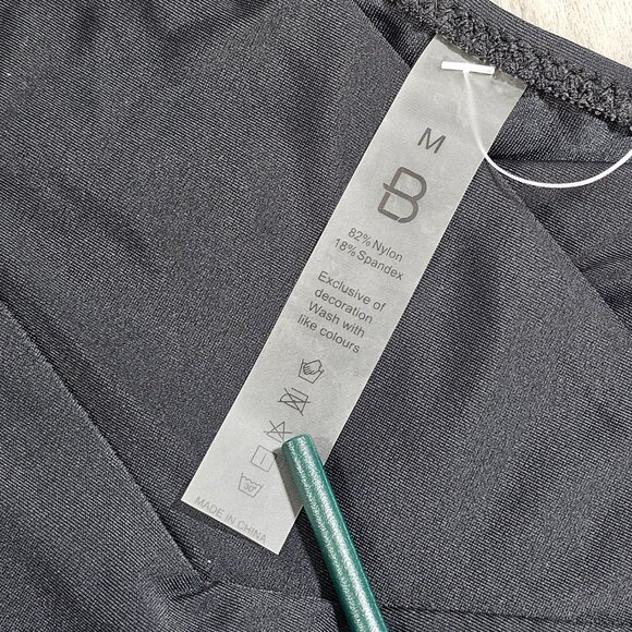 Blooming Jelly Black Bikini Bottoms Size M - Picture 3 of 3